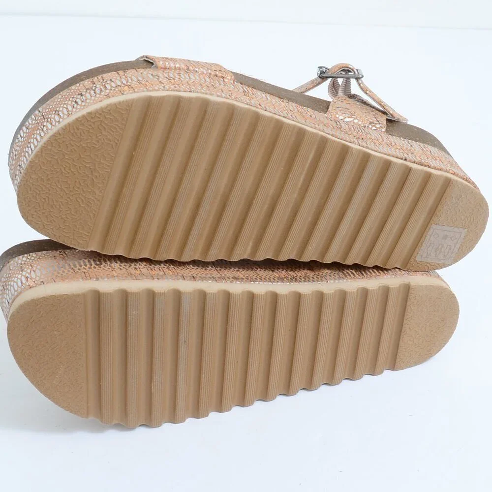 Chinese Laundry Palms Women's 9 Snakeskin Espadrille Platform Sandal Flatform